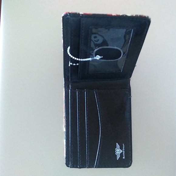 Deadpool Marvel Wallet - Picture 6 of 7